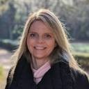 imgi_8_kelly-gomm_hu0458d71893c725aa62cb2aa6669ac040_262341_128x128_fill_q70_box_smart1